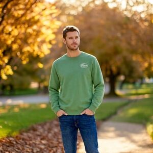 NWT RVCA Oliver Crewneck Sweatshirt Mens XL Green  Modern Back & Front Logo
